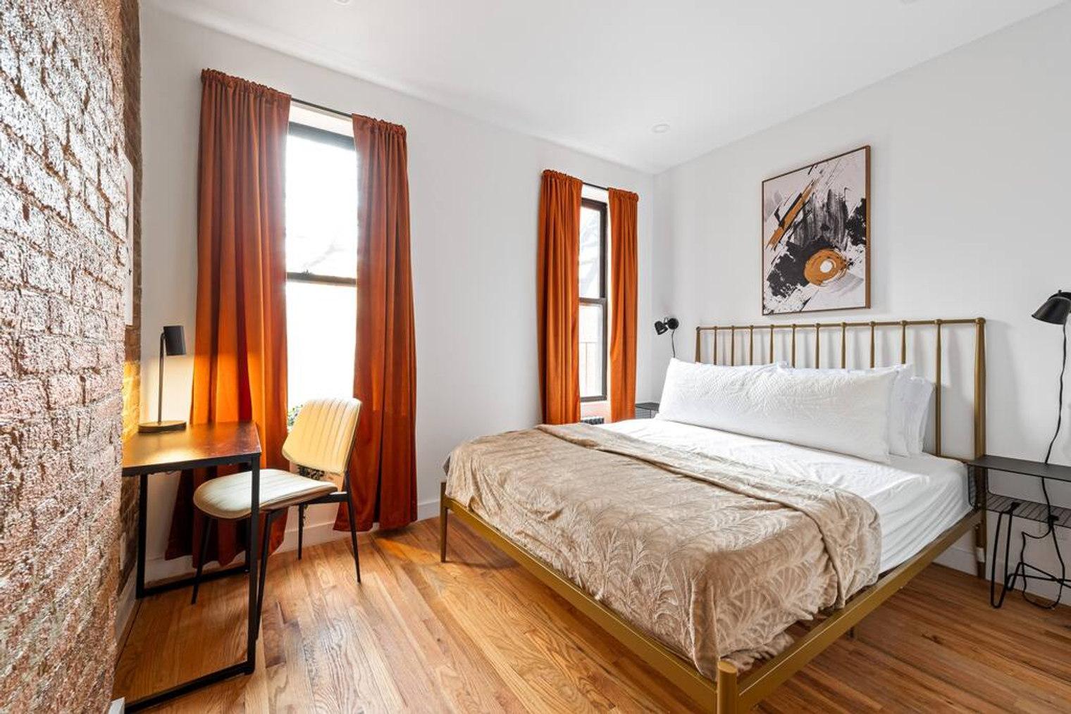 ONE BEDROOM APARTMENT IN HELL KITHCHEN